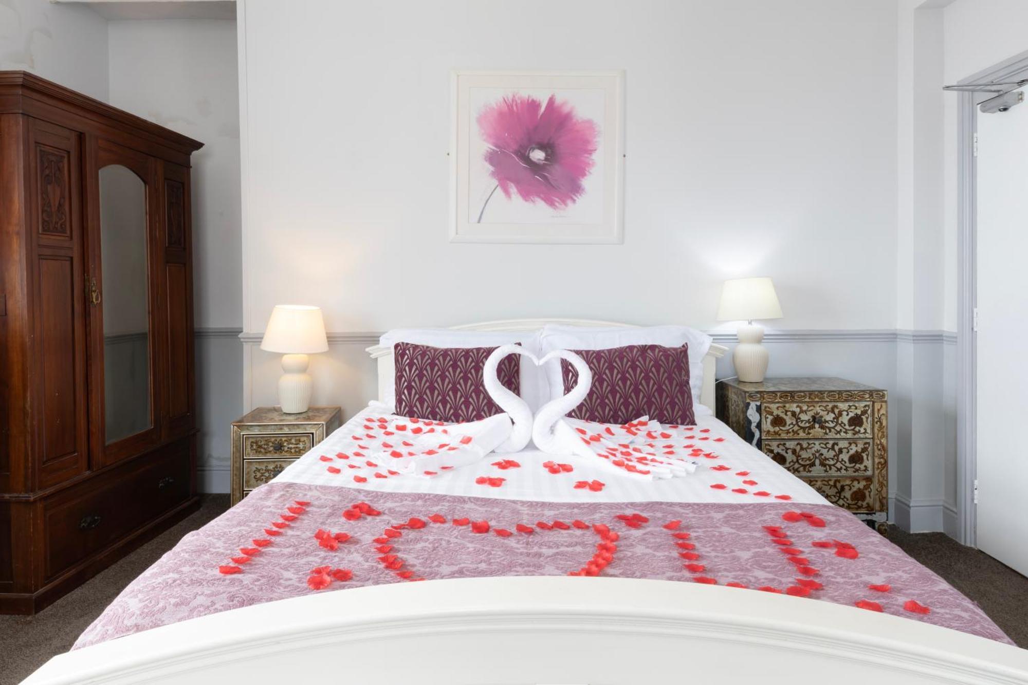 The Manor Hotel لاندودنو المظهر الخارجي الصورة