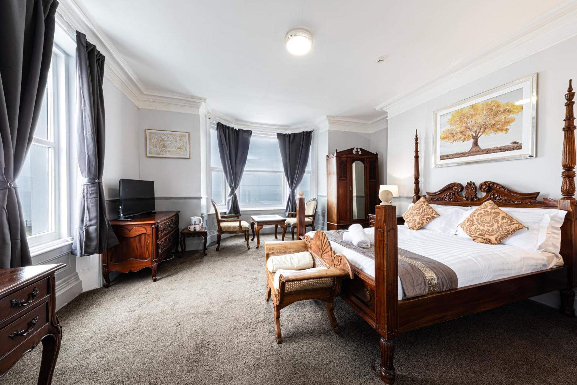 The Manor Hotel لاندودنو المظهر الخارجي الصورة